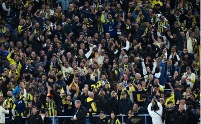 Fenerbah�e trib�nlerinden istifa �a�r�s�!