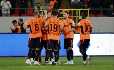 Çorum FK, Rizespor'u son düzlükte yıktı!