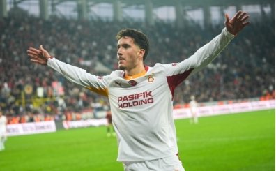 Galatasaray'da kritik anların adamı Deniz Gül