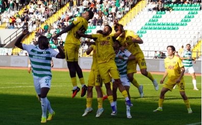 Mu�laspor'dan �stanbulspor'a 5 goll� tarife!