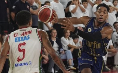 Fenerbahçe Tarfin, deplasmanda Karşıyaka'yı devirdi
