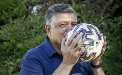 Y�lmaz Vural: 'T�rk futbolu yand�'