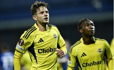 Fenerbah�e'de Szymanski, Alanyaspor ma��n�n kamp kadrosundan ��kar�ld�