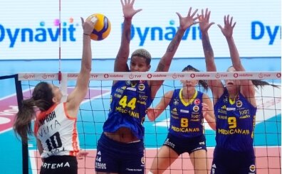 Kupa Voley'de yar� final: Fenerbah�e - Eczac�ba��