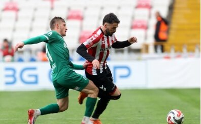 Sivasspor'da iki ismin s�zle�mesi uzat�ld�