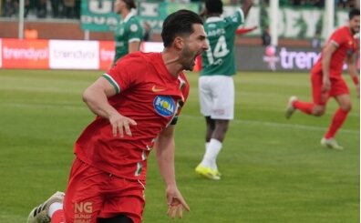 Amedspor'da 11 futbolcuyla yollar ayr�ld�