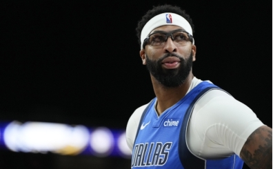 Anthony Davis yar���nda Hawks favori g�steriliyor