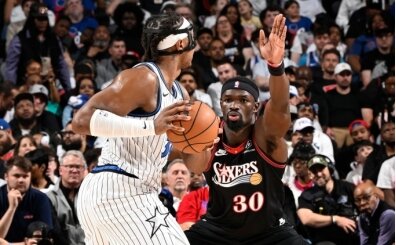 Adem Bona'l� 76ers, NBA play-off'lar�na y�kseldi