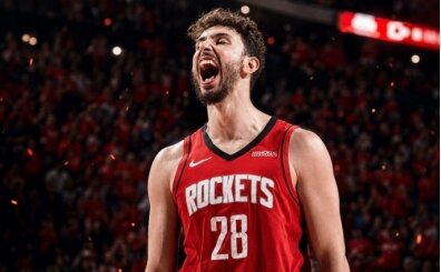 Alperen'i vurdular, pes etmedi! Houston kazand�