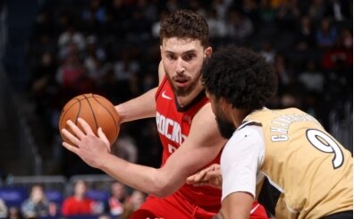 NBA'de Alperen �eng�n 32 say�, 13 ribauntla Rockets'� galibiyete ta��d�