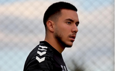 Altay'da kaleci Semih g�ven verdi