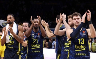 Fenerbah�e Beko liderli�ini s�rd�rmeye devam ediyor!