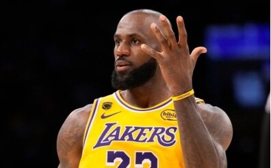 LeBron James, Lakers'a ayr�l�k karar�n� bildirdi