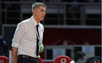 Fenerbah�e Medicana, Kovac'� g�nderdi; Atik'i getirdi