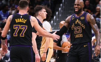 Doncic'ten triple double, Lakers farklı kazandı