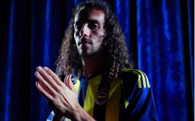 Fenerbah�e, Guendouzi ve Mert G�nok'un lisans�n� ��kard�