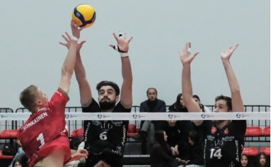 Alanya Belediyespor Voleybol'da 2 oyuncu kadro dışı
