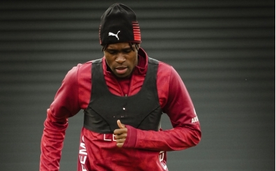 Galatasaray'da Wilfried Singo geri d�nd�