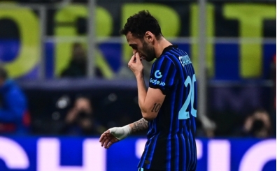 Inter, Hakan �alhano�lu ile masaya oturuyor!