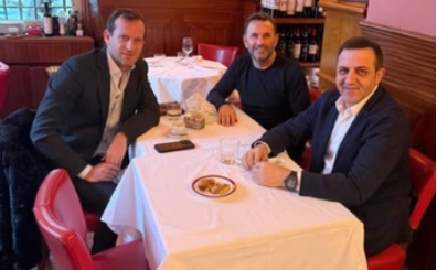 Galatasaray'da transfer heyeti d�nd�