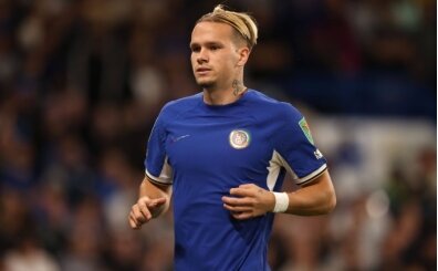 Mykhailo Mudryk'in cezas� kald�r�ld�, futbola geri d�n�yor