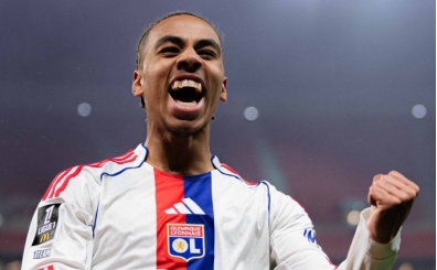 Lyon'dan ligde �st �ste 7. galibiyet!