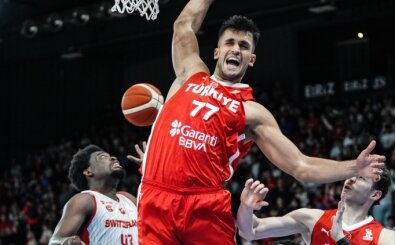 Golden State Warriors, Ömer Faruk Yurtseven ile sözleşme imzaladı