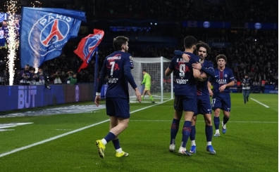 PSG, Metz'i yendi ve liderli�e y�kseldi