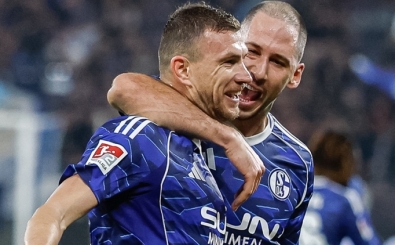 Dzeko ve Kenan ikilisi ta��maya devam ediyor