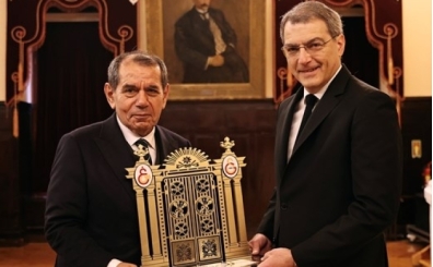 Galatasaray ve Juventus'tan dostluk mesaj�!