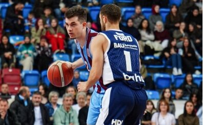 Bah�e�ehir Koleji, kritik ma�ta Trabzon'a kar�� galip