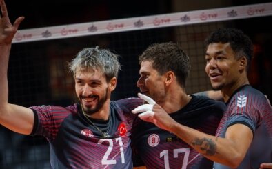 Voleybol Efeler Ligi final serisinin 3. ma�� oynanacak