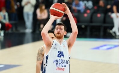 Anadolu Efes, Mersin Spor'u iki say� farkla ma�lup etti!