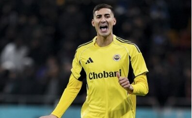 Fenerbahçe'den Mert Müldür'e yeni sözleşme kararı