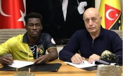 �stanbulspor'dan gen� oyuncuya imza!