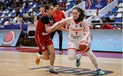 Millilerden farkl� zafer: T�rkiye �eyrek finalde!
