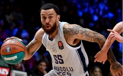 Anadolu Efes'te Mike James �oku: 7-9 ay yok