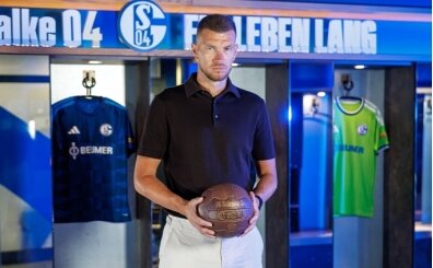 Edin Dzeko, Schalke'ye imzayı attı!