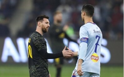 Ronaldo'dan Messi'ye: 'Sonsuza dek ya�ayacak bir tarih yazd�n'