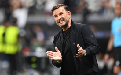 Okan Buruk'tan transfer a��klamas�