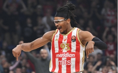 Moneke'den Fenerbah�e Beko transferlerine olay yorum