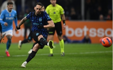 Napoli, Inter'in fark� a�mas�na izin vermedi!