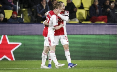 Ajax, Villarreal'i son dakikalarda y�kt�!