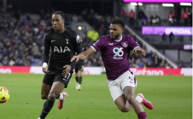 Tottenham, puan� 90'da kurtard�!