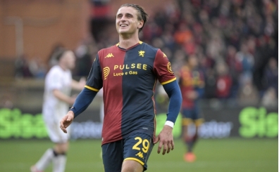 Genoa'dan m�thi� geri d�n��; Ekuban'dan gol!