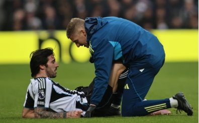 FIFA'dan yeni kural: Sakatlanan oyuncu 1 dakika dışarıda kalacak