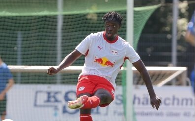 Galatasaray a��klad�: Bitshiabu