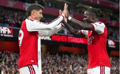 Son şampiyon Arsenal, üç golle üç puanı aldı