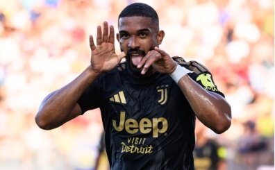 Juventus 3 puanla başladı
