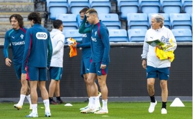 Cristiano Ronaldo kamp� terk etti! Milli tak�m karar� g�ndemde